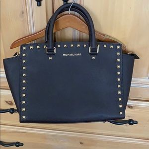 LIMITED EDITION MK Jet Set Selma